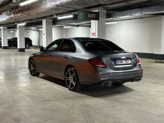 Mercedes E-Class foto 9