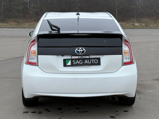 Toyota Prius foto 8