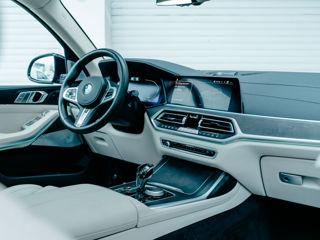 BMW X7 foto 15
