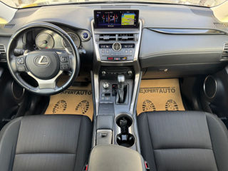 Lexus NX Series foto 9