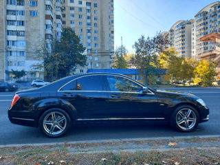 Mercedes S-Class foto 2