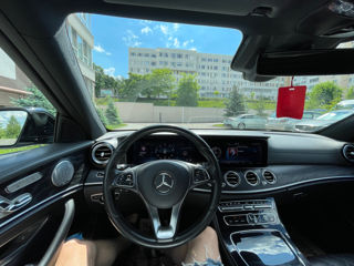 Mercedes E-Class foto 5