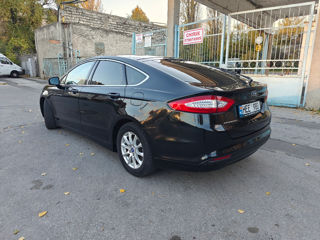 Ford Mondeo foto 4