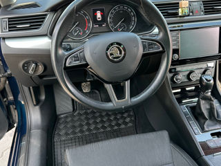 Skoda Superb foto 6