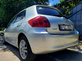 Toyota Auris foto 4