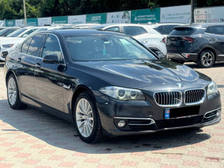 BMW 5 Series foto 5