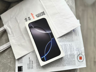 iPhone 16 Pro 1TB White Titanium foto 2