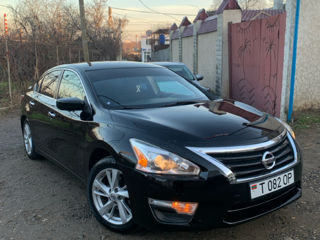 Nissan Altima foto 10