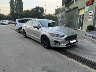 Ford Fusion foto 1