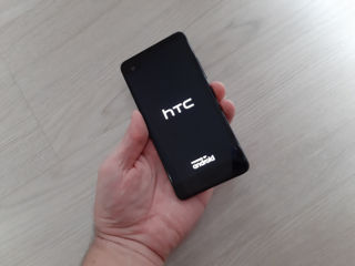 Vind HTC U Ultra in stare buna tot in original ecran intreg ceva probleme pe placa se restarteaza