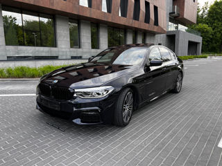 BMW 5 Series foto 2