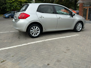 Toyota Auris foto 4