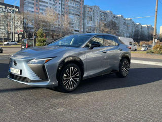 Lexus RZ Series foto 2