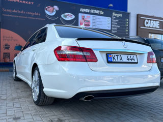 Mercedes E-Class foto 6