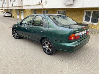 Nissan Almera foto 5