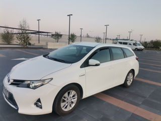 Toyota Auris foto 1