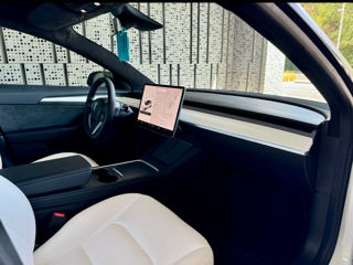 Tesla Model 3 foto 8