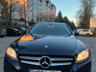 Mercedes C-Class foto 3