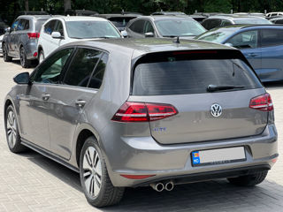 Volkswagen Golf foto 5