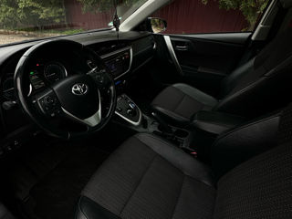 Toyota Auris foto 8