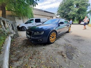 Audi A5 foto 1