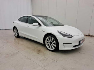 Tesla Model 3 foto 6