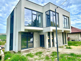 Se vinde Duplex în stil High-tech, or. Codru, 124900 € foto 1