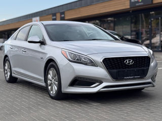 Hyundai Sonata foto 1