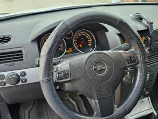 Opel Astra foto 9