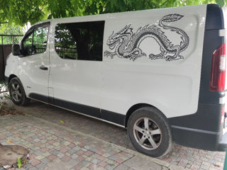 Renault Trafic foto 2