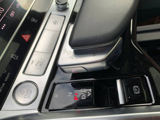 Audi e-tron foto 15