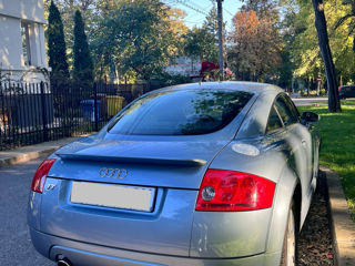 Audi TT foto 2