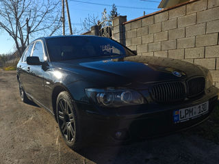 BMW 7 Series foto 8