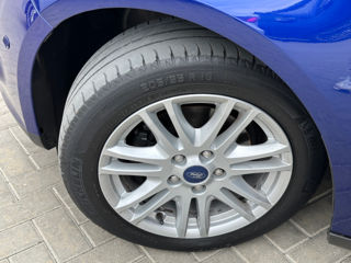 Ford Focus foto 19