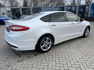 Ford Fusion foto 7