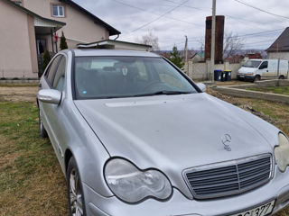 Mercedes C-Class