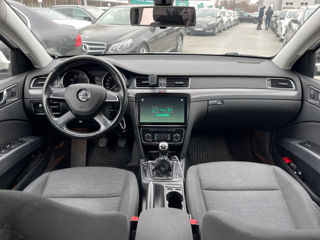 Skoda Superb foto 8