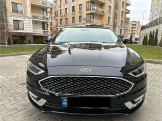 Ford Fusion foto 2