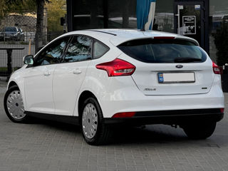 Ford Focus foto 5