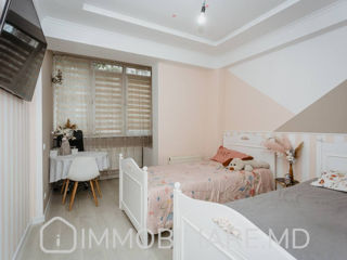 Apartament cu 2 camere, 71 m², Buiucani, Chișinău foto 4