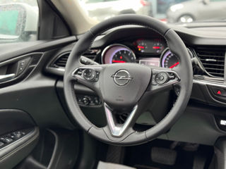 Opel Insignia foto 11