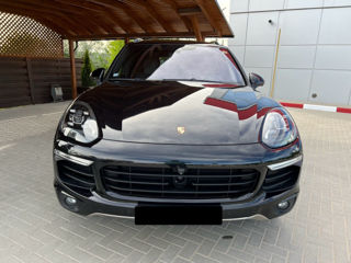 Porsche Cayenne foto 2