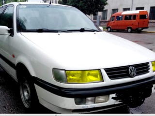 Volkswagen Passat foto 3