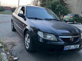 Mazda 323 foto 5