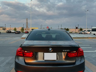 BMW 3 Series foto 4