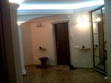 Apartament cu 2 camere, 80 m², Centru, Chișinău foto 9