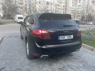 Porsche Cayenne foto 2