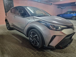 Toyota C-HR foto 3