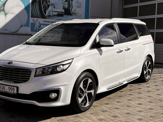 KIA Carnival foto 12