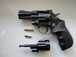 Револьвер Arminius HW3 с двумя барабанами под патрон LR22 и Magnum22